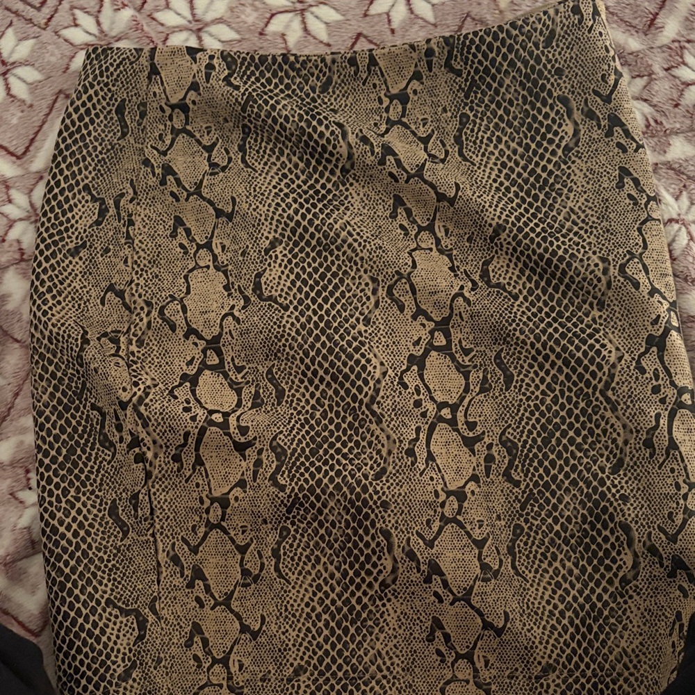 Elegant Snake Print Skirt